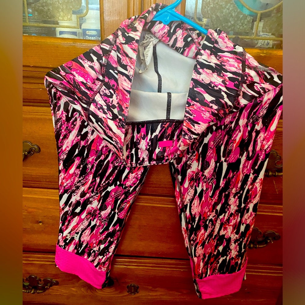 Under Armour Fly-By Women’s Compression Capris Size M